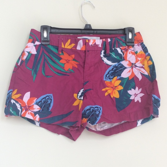 Old Navy Pants - Women's Pattern Shorts